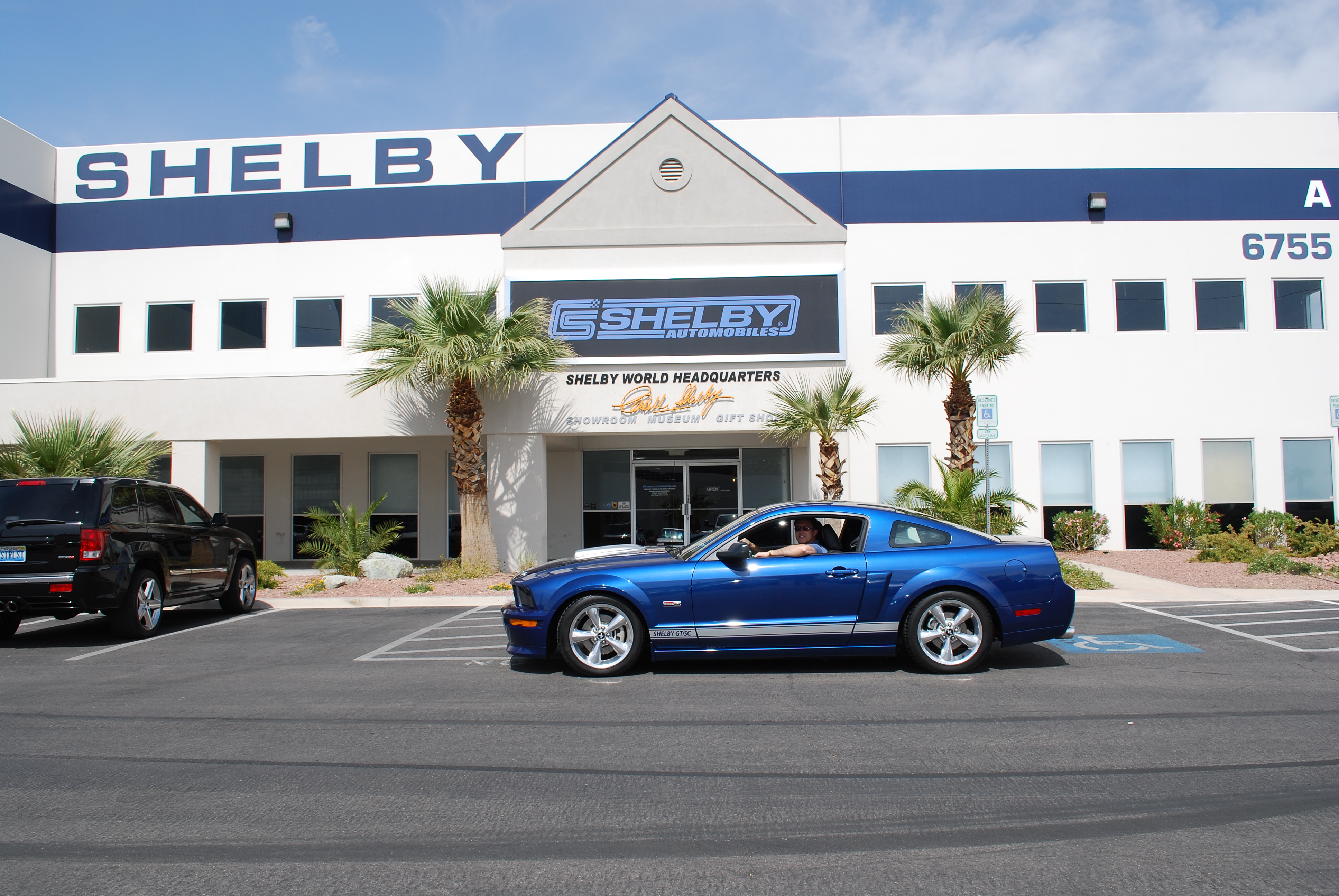 2009vegasshelbyent.jpg